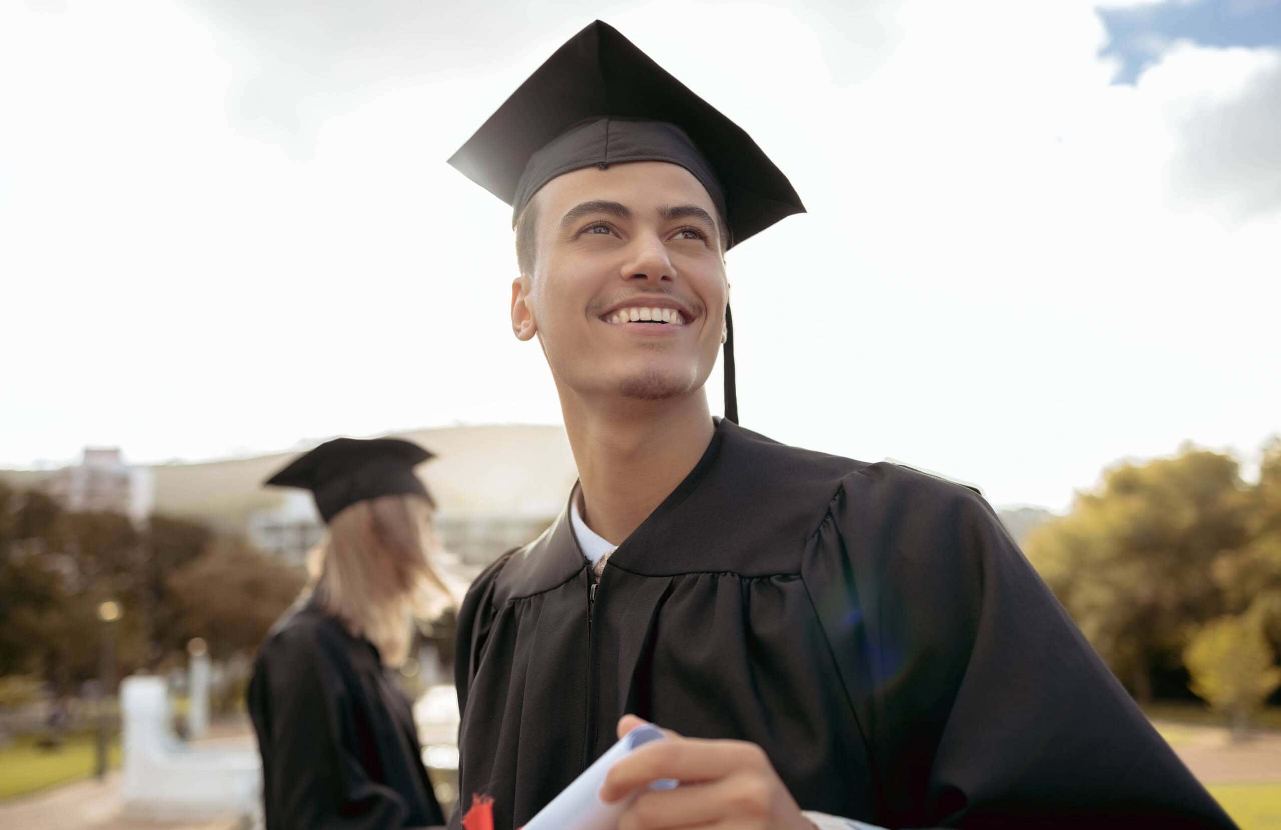 graduates_guide_img graduates_guide_img