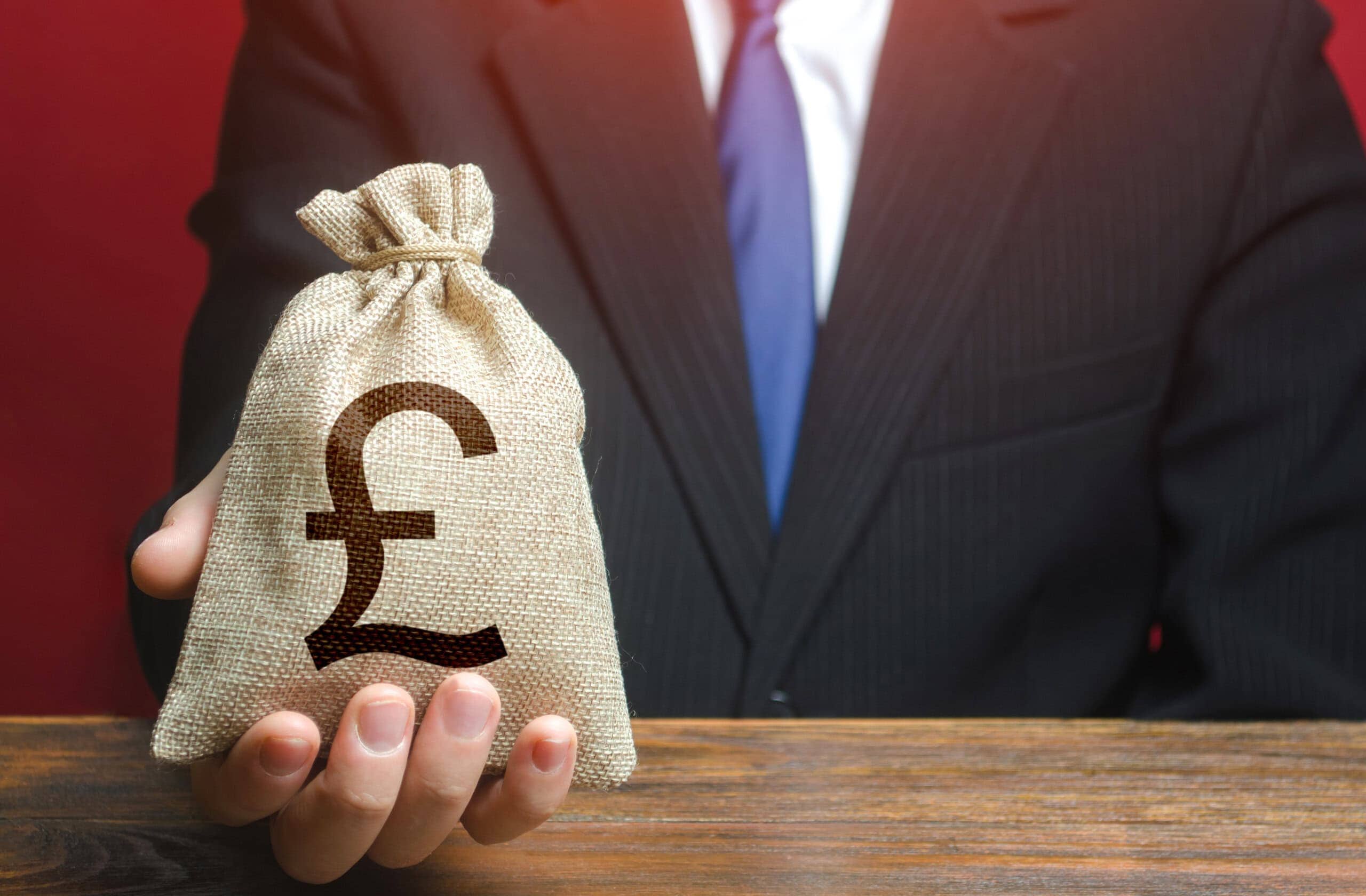 how_much_does_an_estate_agent_earn_img how_much_does_an_estate_agent_earn_img